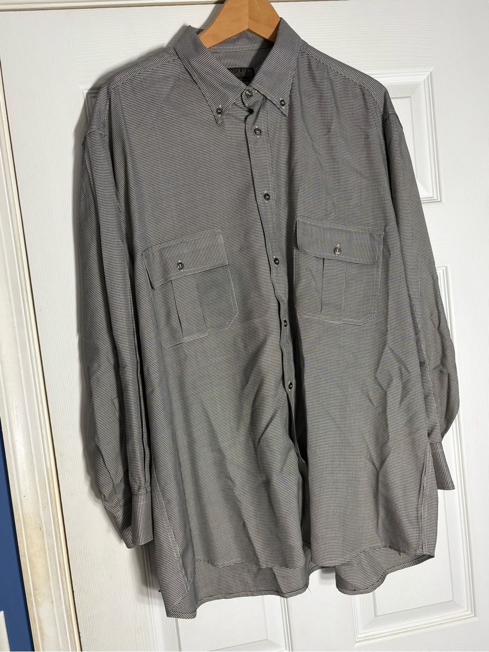 Men's Button-Down Long Sleeve Casual Shirt